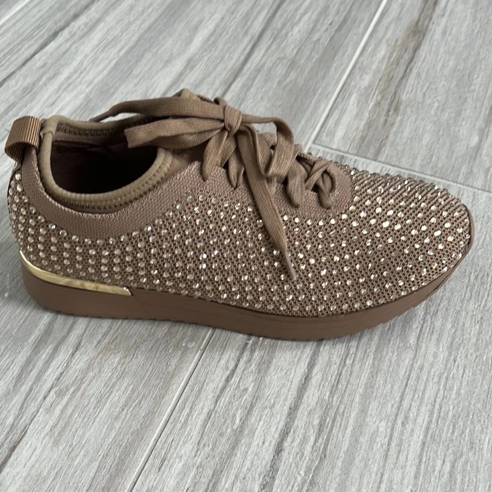 Corley Rhinestone Lace-Up Sneaker Tan size 8 REACTION KENNETH COLE